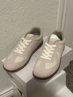 Maison Martin Margiela Pink and Cream Low-Top Sneakers